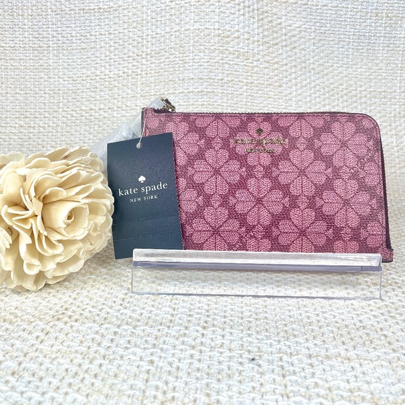 kate spade Small Zip Wristlet in Pink and Plum Coated Canvas NWT - Picture 1 of 7